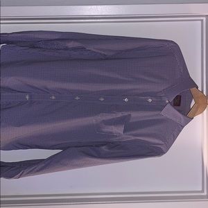 Untuckit button up. Never used. Slim fit.